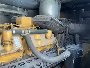 Caterpillar generatoropstelling in container