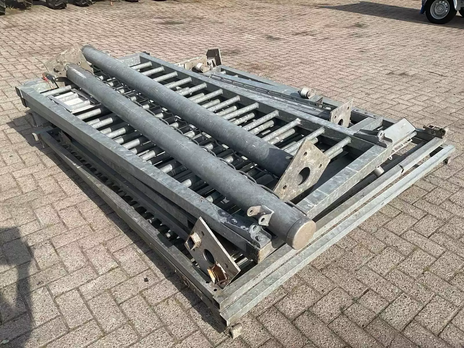 Tuinhek 11m met hekwerk en dubbele poortdelen