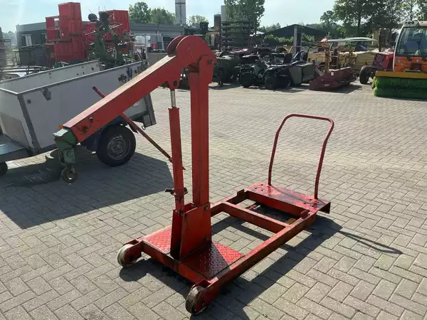 Motorlift / werkplaatskraan, 1 stuks