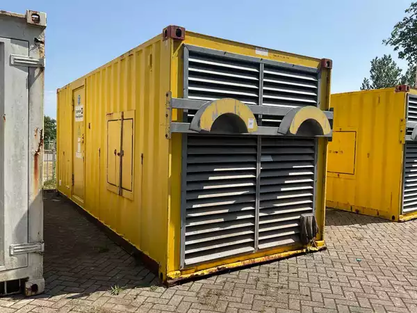 Caterpillar generatoropstelling in container