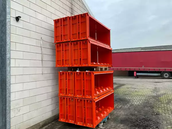 2x Legoblok betonmal voor stapelbare betonblokken