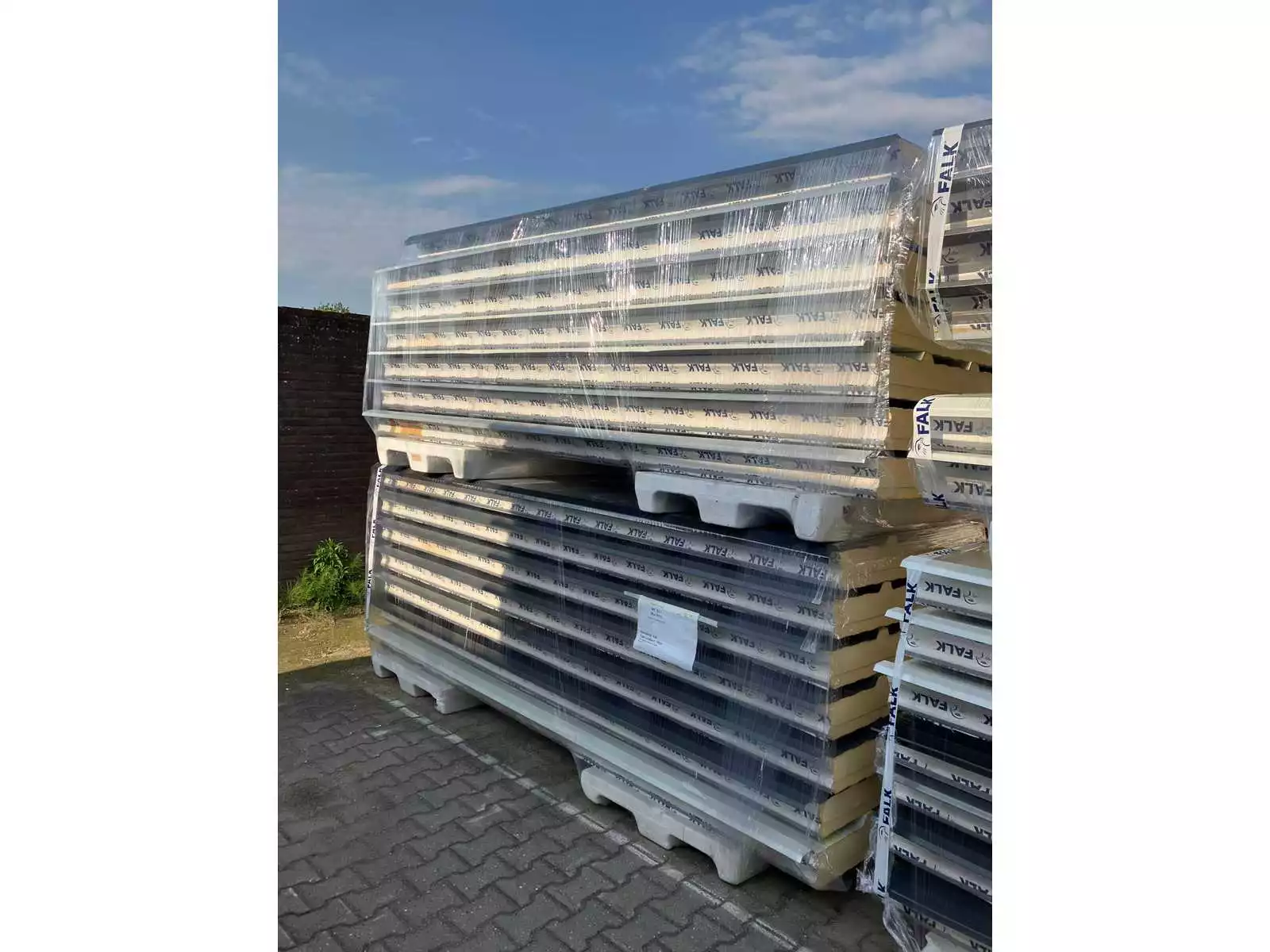 Partij sandwichpanelen TR3 130/160 – 63 stuks van 3.000 mm