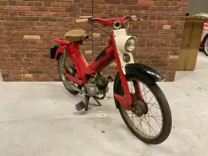 Norman Nippy Villiers oldtimer bromfiets met handgeschakelde 2‑versnellingsmotor