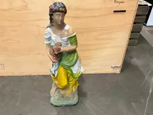 Decoratief beeld, hoogte ca. 110 cm
