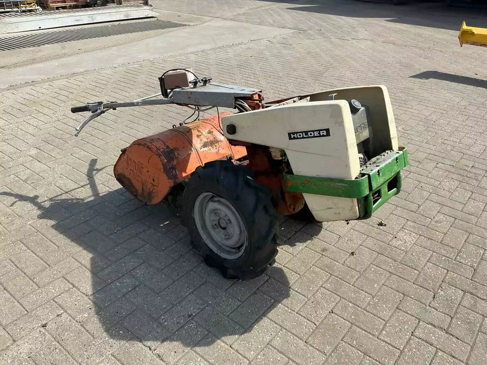 Holder grondfrees voor professionele bodembewerking