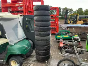 Partij van 11 autobanden