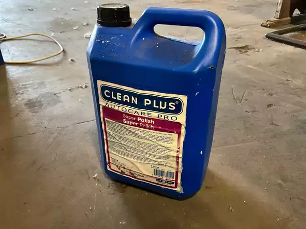 Clean Plus Super Polish schoonmaakmiddel – partij van 9 flessen