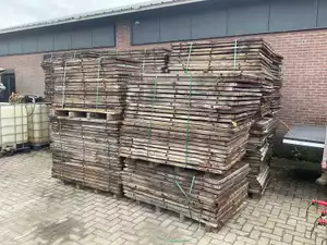Partij van 46 stenen schotten 1400 x 97 x 40 mm