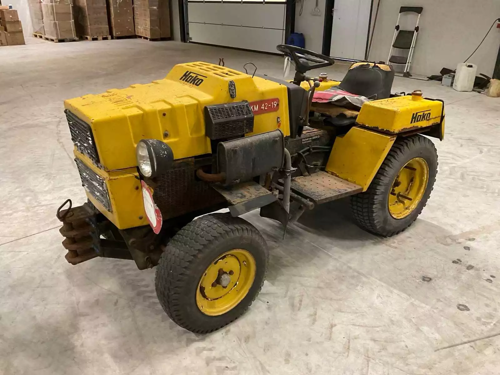 Hako 3800D Hydrostatic oldtimer tractor met aftakas en hefinrichting