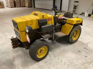 Hako 3800D Hydrostatic oldtimer tractor met aftakas en hefinrichting