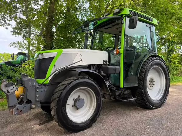 2015 massey ferguson 3640S Vierwielaangedreven landbouwtractor