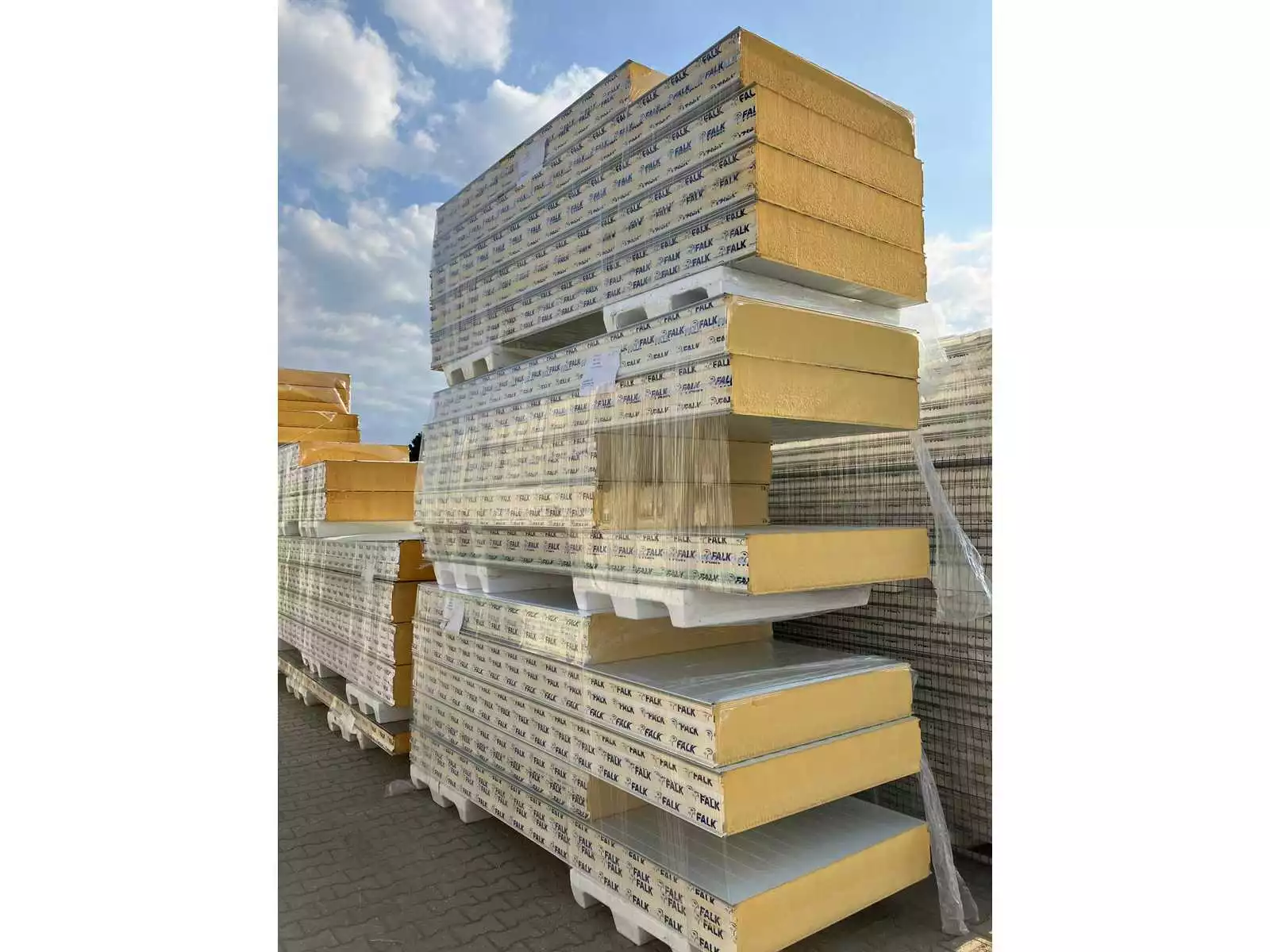 Partij sandwichpanelen KV225 in diverse lengtes