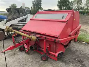 Weidemann veegmachine met hoogkiepbak, ca. 3,8 m lang