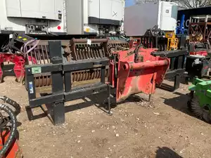Verstelbaar kantelbaar lepelbord 1500/4000 kg, bouwjaar 2012