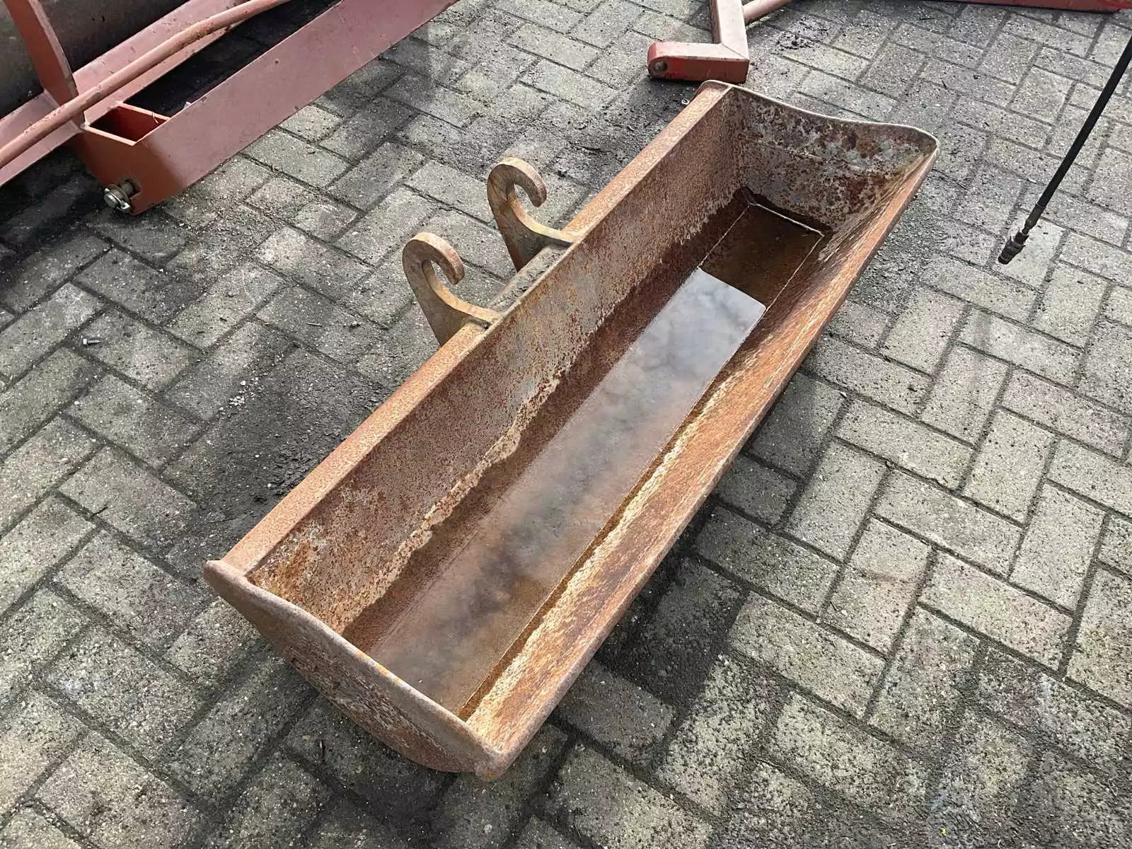 Graafbak ca. 1180 x 540 mm voor grondverzet