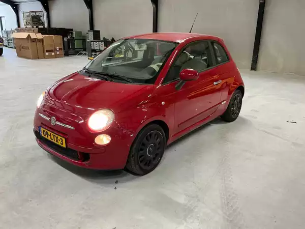 Fiat 500 1.2 benzine hatchback (2010), rood, handgeschakeld