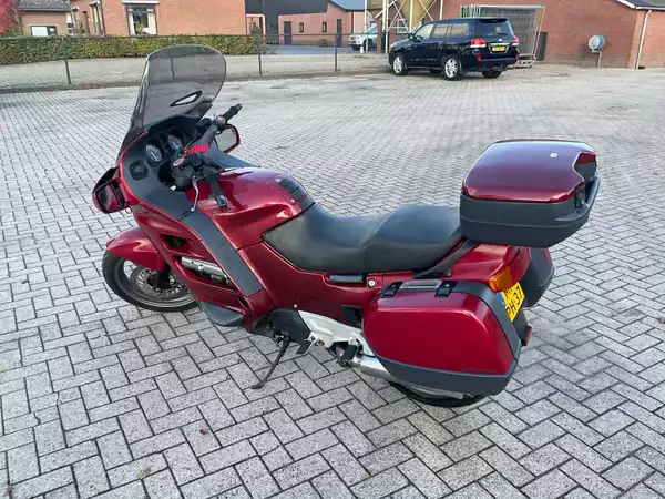 Honda Tour SC26 motorfiets 1084 cc (1991, 74 kW)