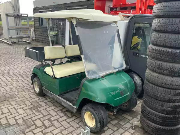 Yamaha JU0-F4236-00 golfkar, 8,5 kW benzine – 2-persoons
