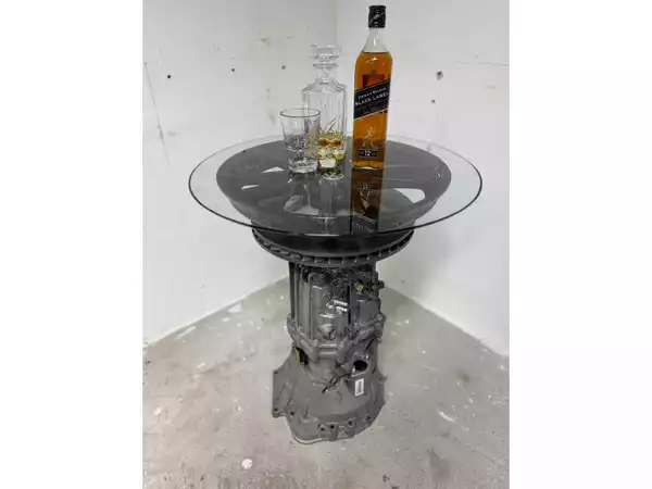 Dranktafel van BMW‑versnellingsbak met 18" VW Pretoria velg