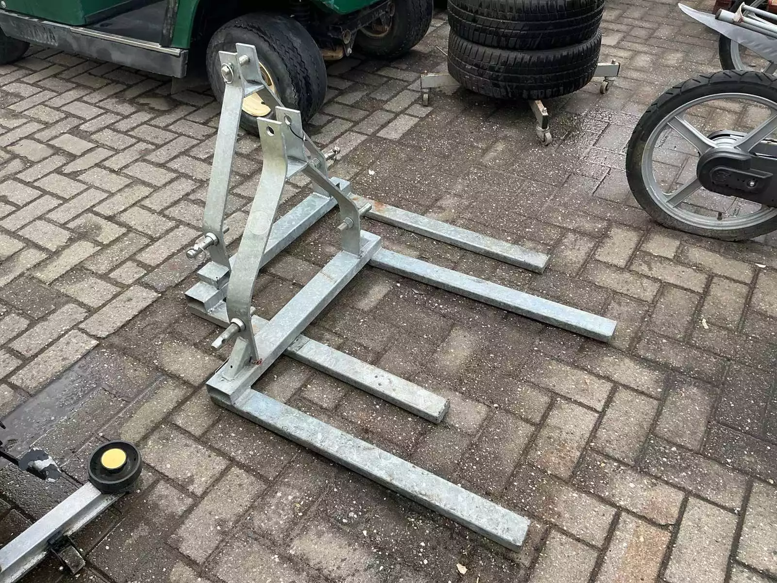 2 palletvorken voor mini tractor