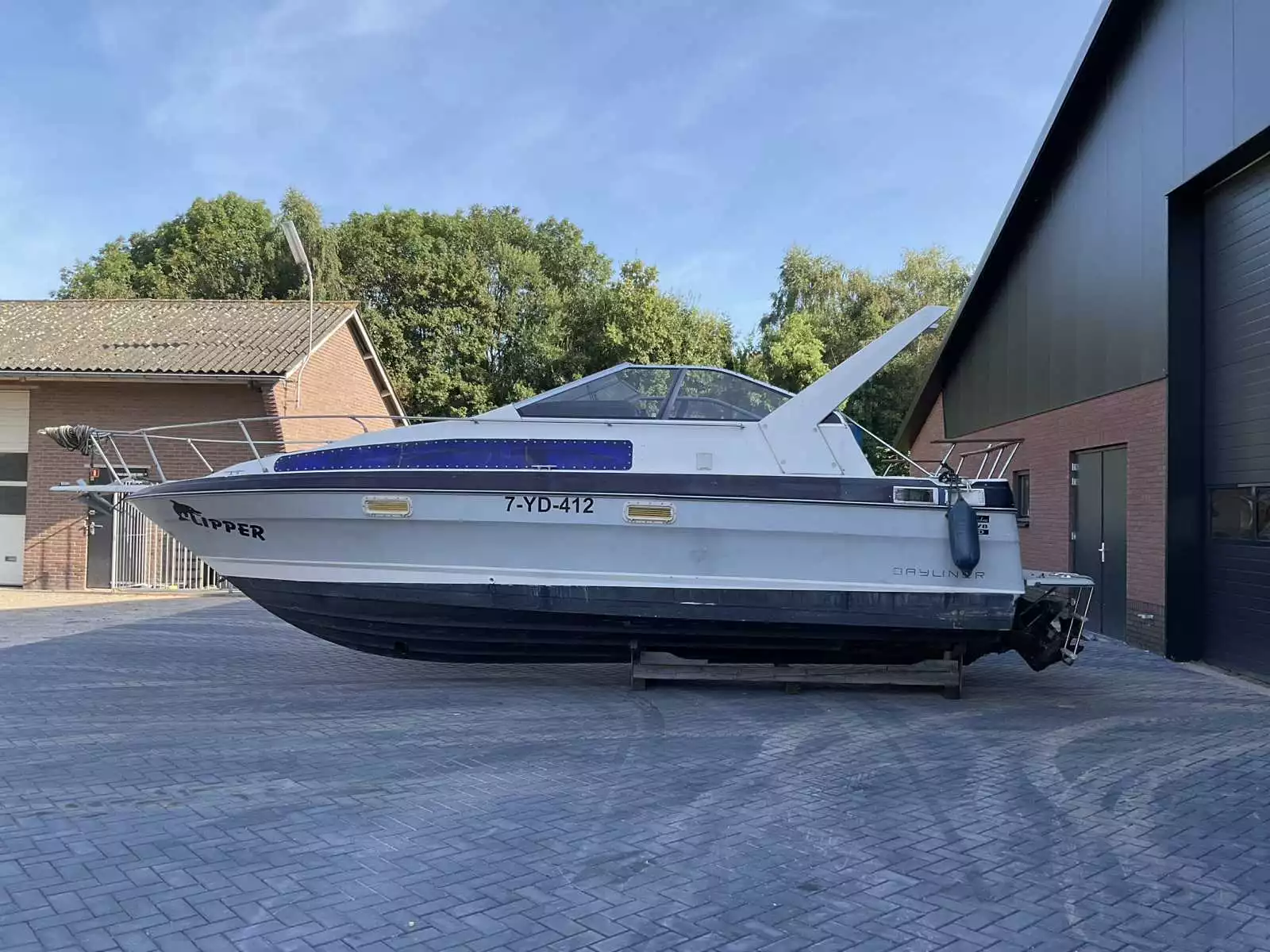 Bayliner 460 Ciera speedboot met 7.5 V8 Ford binnenboordmotor (200 kW)
