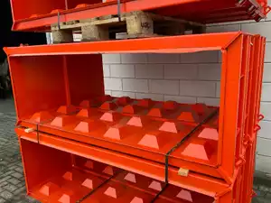 2x Legoblok betonmal voor stapelbare betonblokken